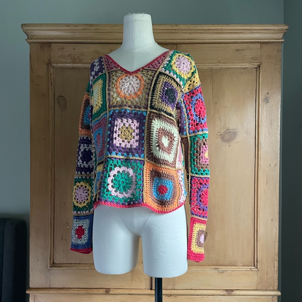 Vintage express rainbow crochet granny sweater size medium